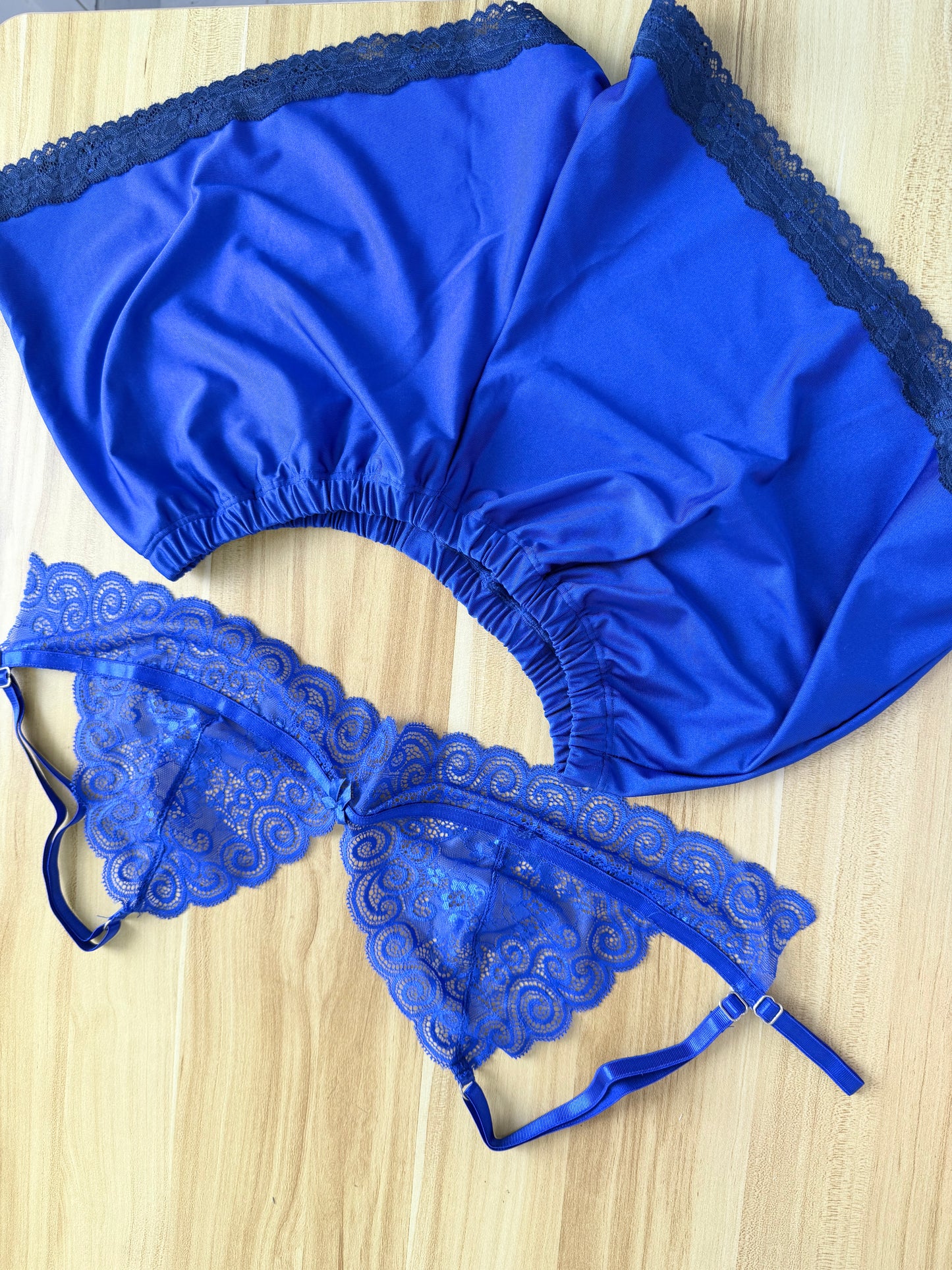 Pijama encaje Azul Rey