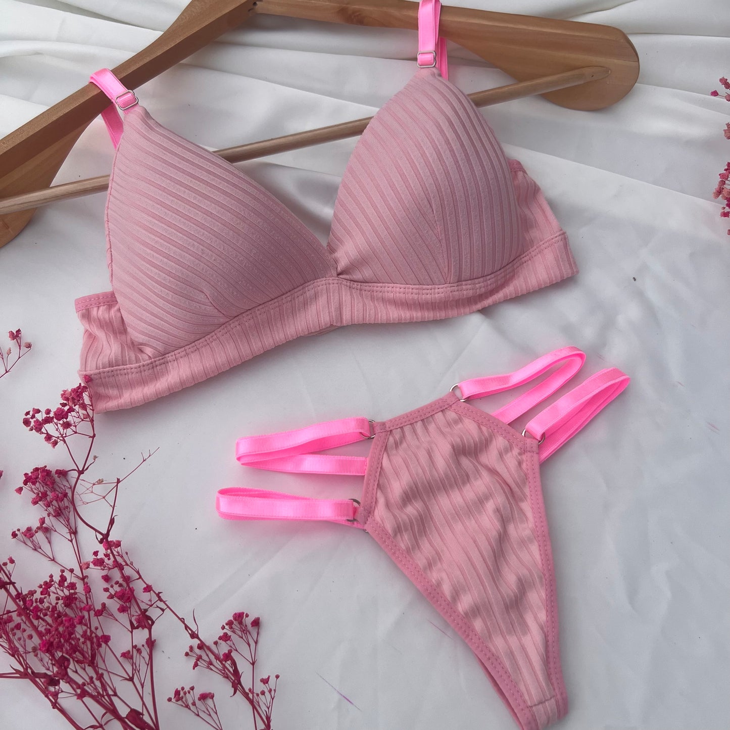 ✨ Pack por 2 Set Esmeralda + 4 Pantys ✨